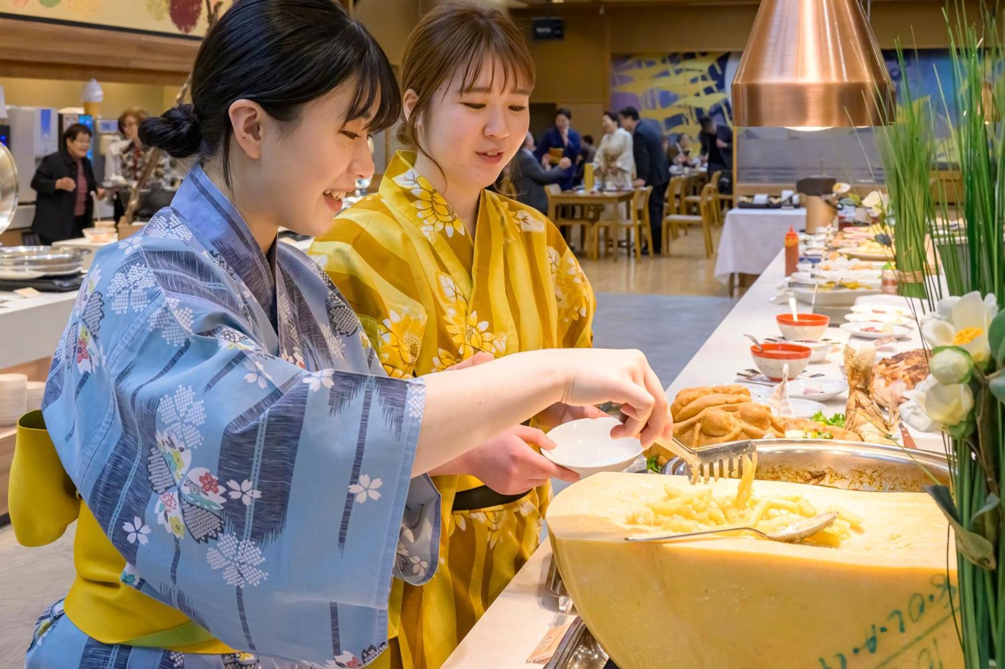 Senkeien Tsukioka Hotel Kaminoyama Luaran gambar